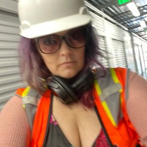 Safety hat and vest !